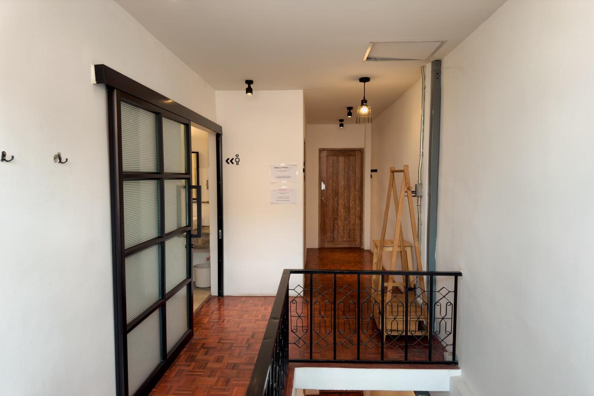 Once In A Blue Moon Cafe And Hostel Chiang Mai Exterior foto